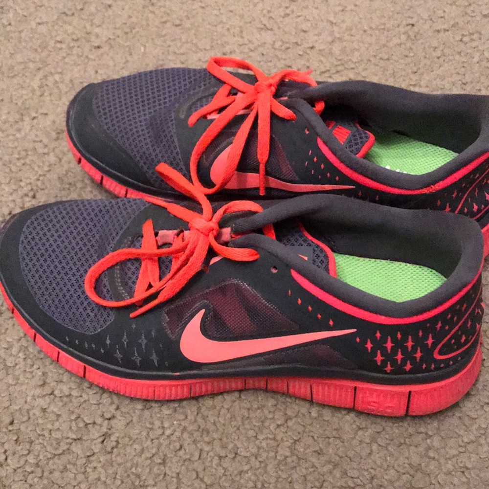 Nike Free tennis shoes